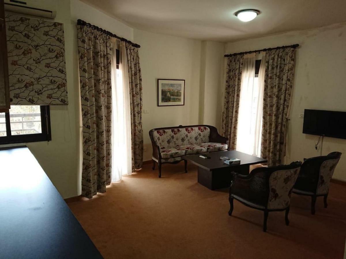 Nine Seven Hotel Adma wa Dafneh Bagian luar foto